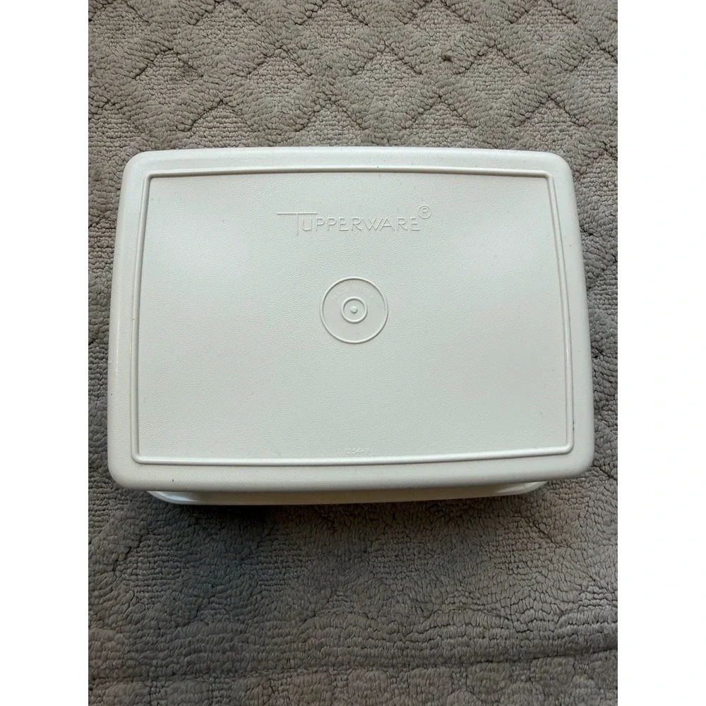 Vintage Tupperware Freeze-N-Save Ice Cream Keeper #1254